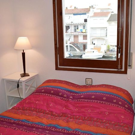 Apartamento Con Bonitas Vistas Al Canal Ref 337 Empuriabrava Exterior photo